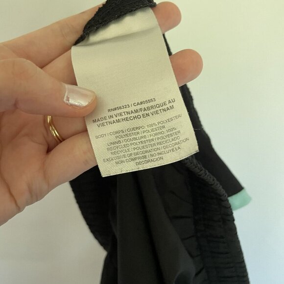 Nike shorts women's size XS black and green athletic pants casual lightweight - Picture 5 of 5